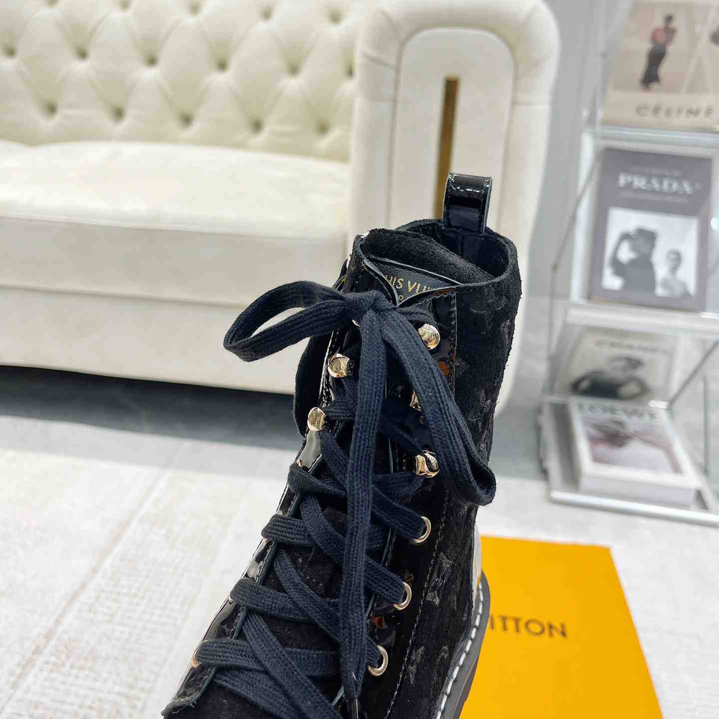Louis Vuitton Territory Flat Ranger - PerfectKickZ