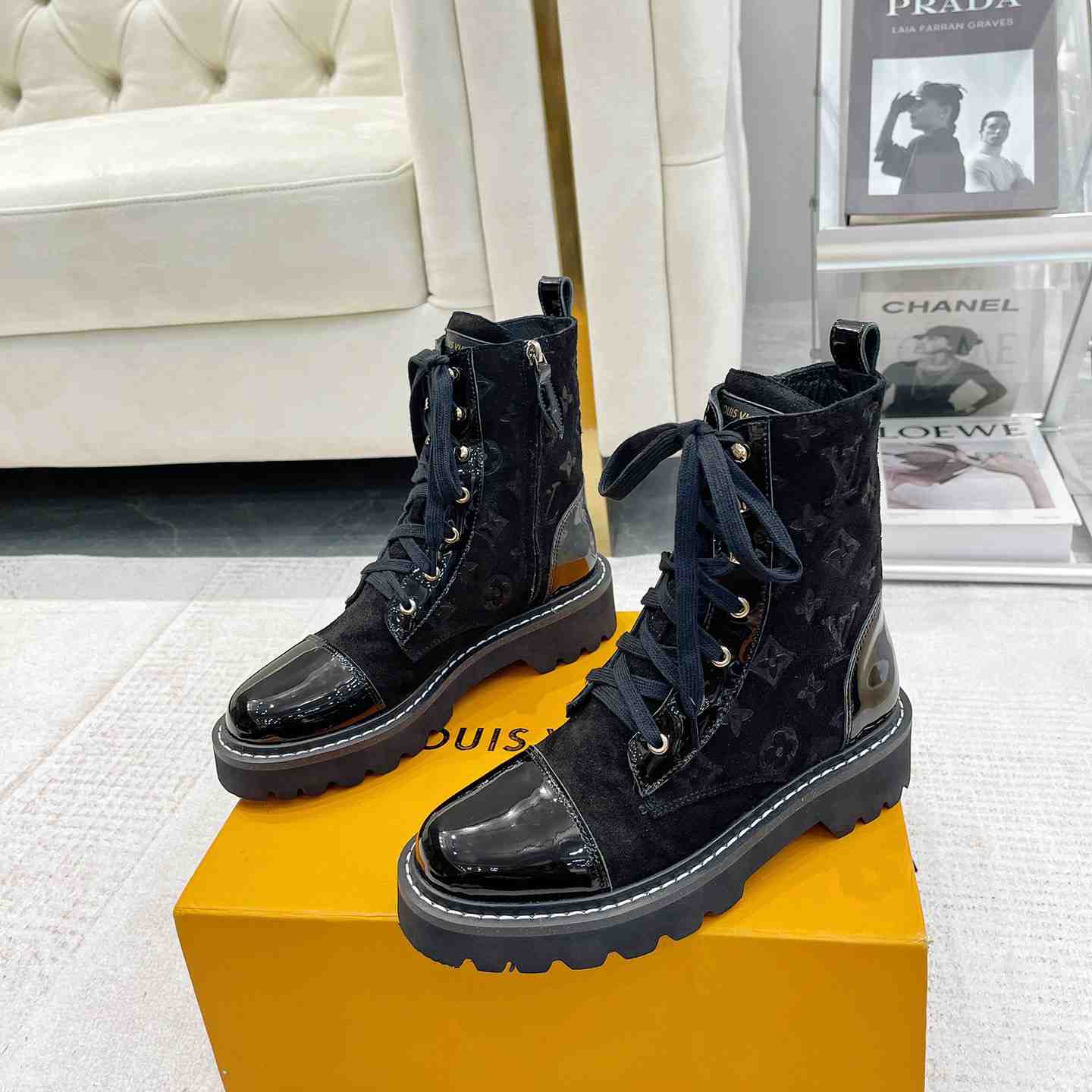Louis Vuitton Territory Flat Ranger - PerfectKickZ