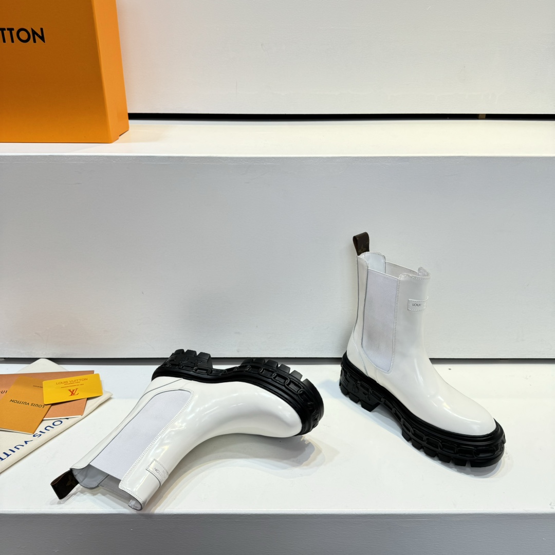 Louis Vuitton LV Record Chelsea Boot - 