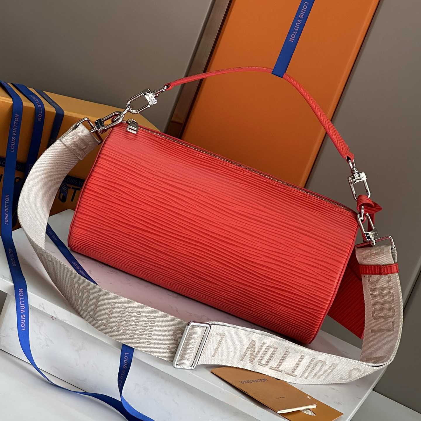 Louis Vuitton Soft Polochon MM   M23719 - PerfectKickZ