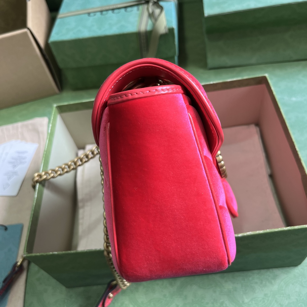 Gucci GG Marmont Small Shoulder Bag - PerfectKickZ