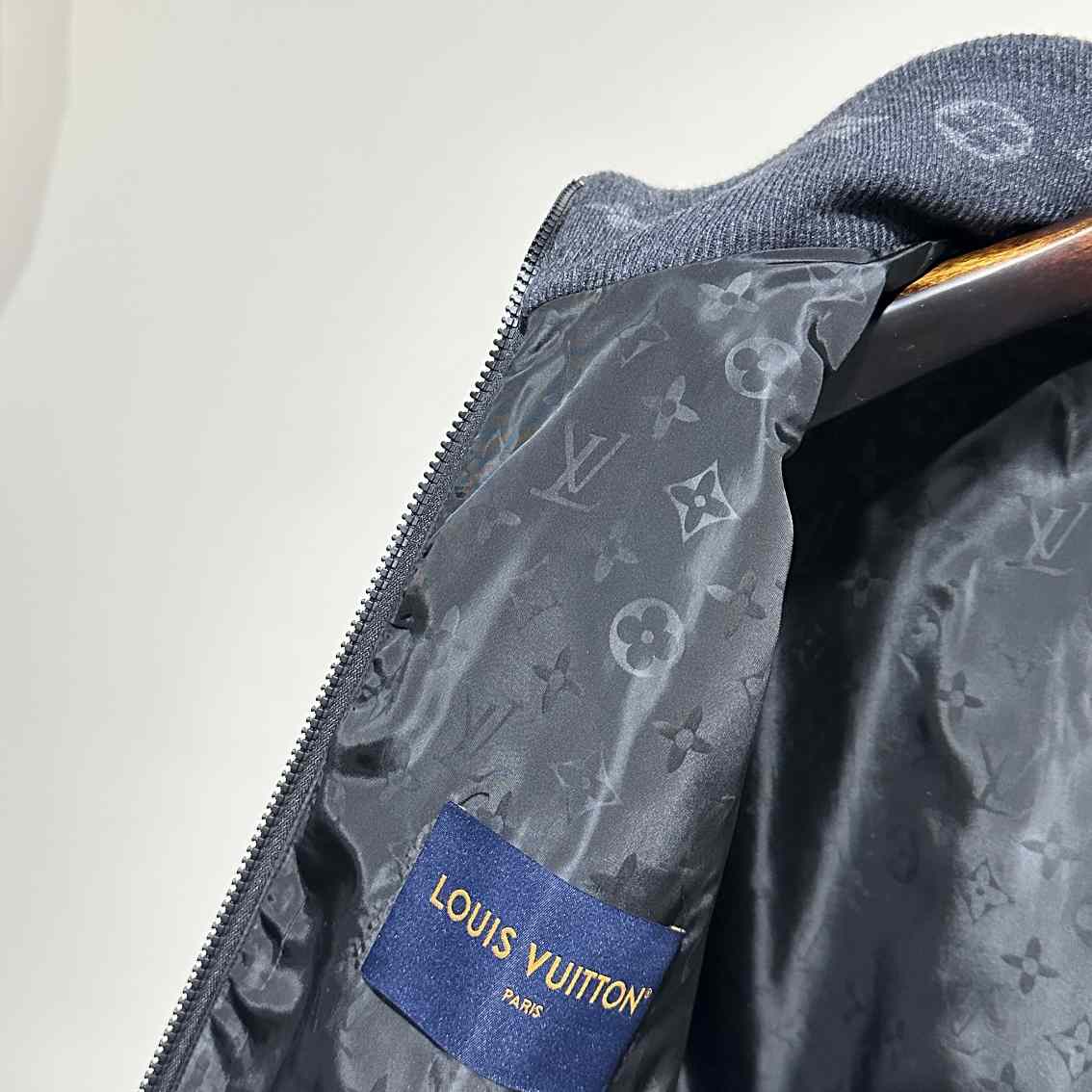 Louis Vuitton Fleece Blouson - PerfectKickZ