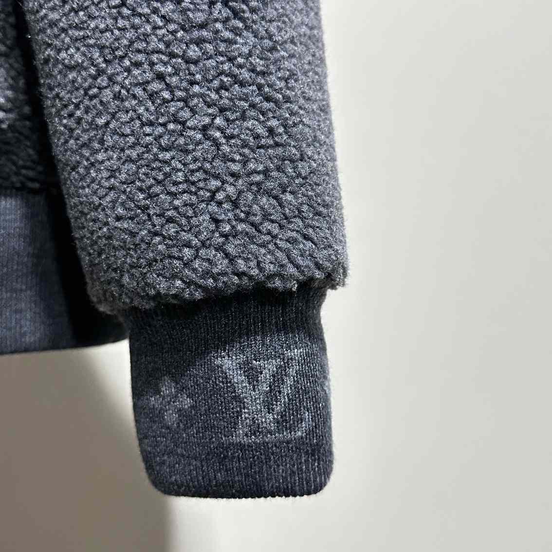 Louis Vuitton Fleece Blouson - PerfectKickZ
