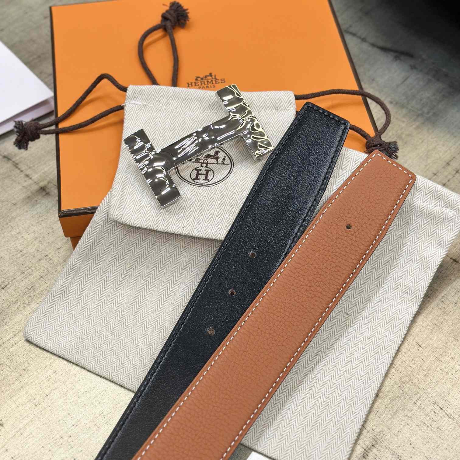 Hermes Quizz H2O Belt buckle & Reversible Leather Strap 38 mm - PerfectKickZ