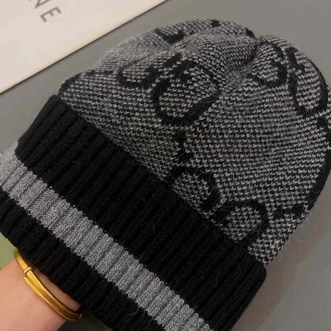 Gucci GG Knit Cashmere Hat - PerfectKickZ