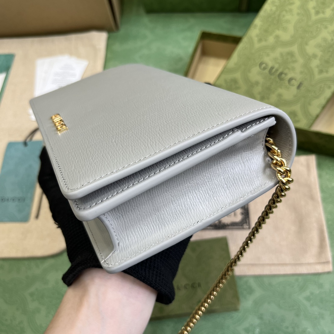 Gucci Chain Wallet With Gucci Script (12.5x 20x 4cm) - PerfectKickZ