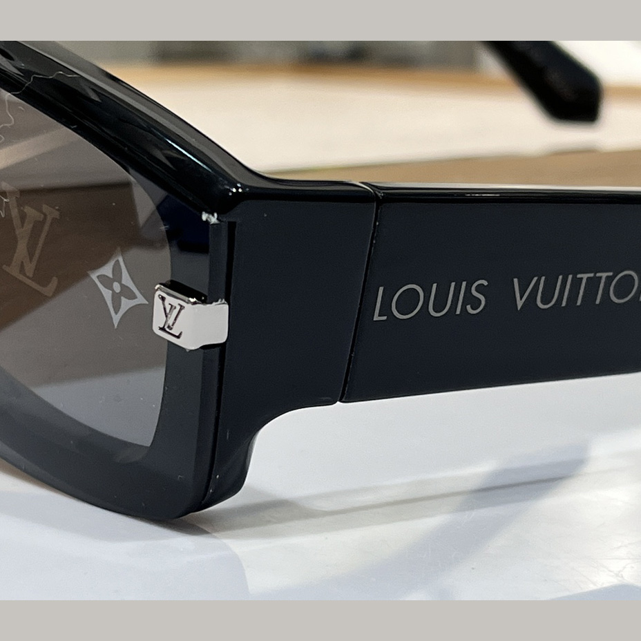 Louis Vuitton LV Speed Mask Sunglasses     Z2057E - PerfectKickZ