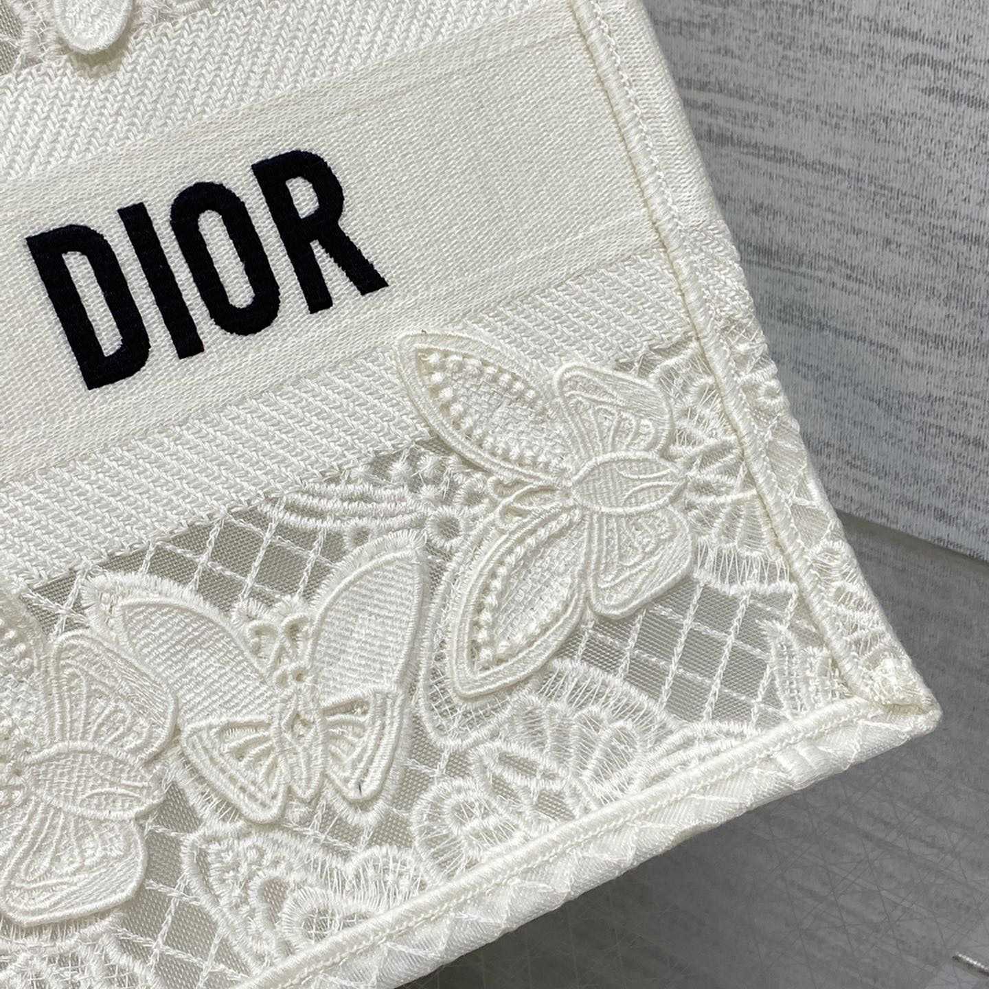 Dior Medium Dior Book Tote - PerfectKickZ