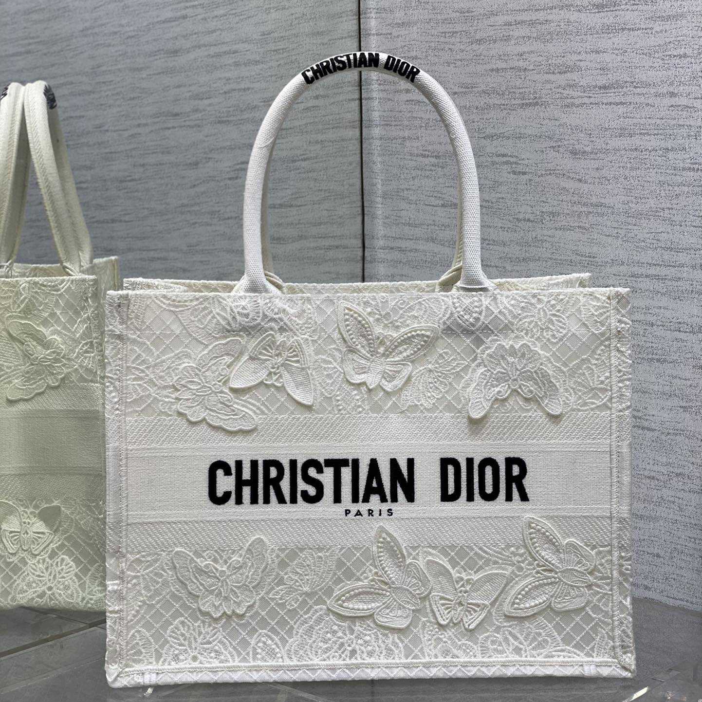 Dior Medium Dior Book Tote - PerfectKickZ