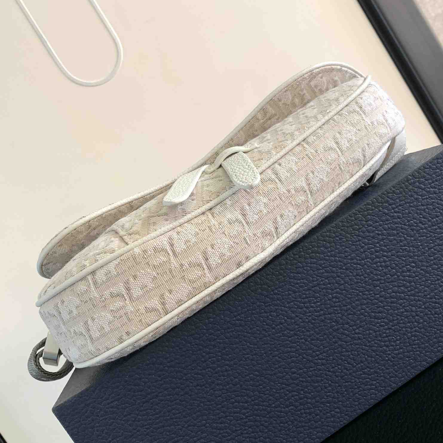 Dior Saddle Bag   (20 x 28.6 x 5cm) - PerfectKickZ