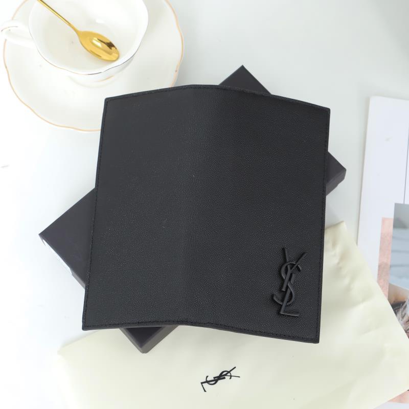 Saint Laurent Pouch  (11x18x2cm) - PerfectKickZ
