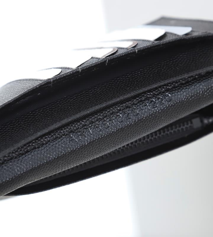 Saint Laurent Pouch  (11x18x2cm) - PerfectKickZ