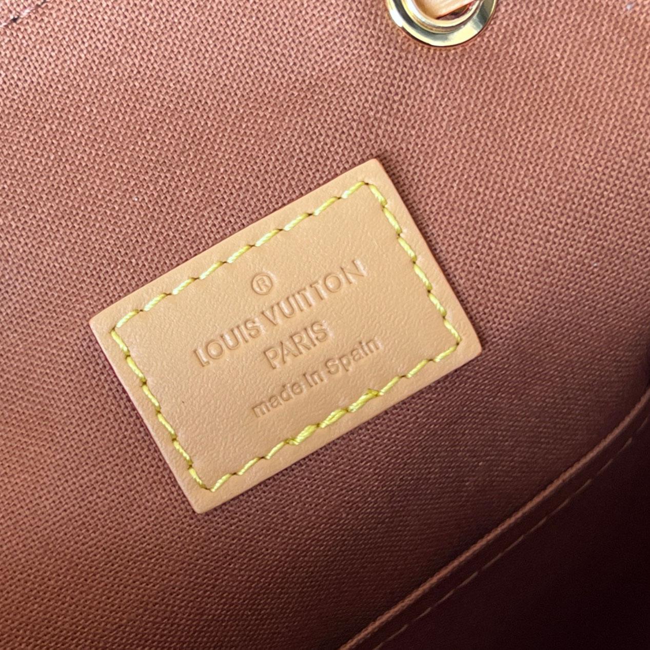Louis Vuitton Backpacks  (27.5 x 33 x 14cm) m45515 - PerfectKickZ