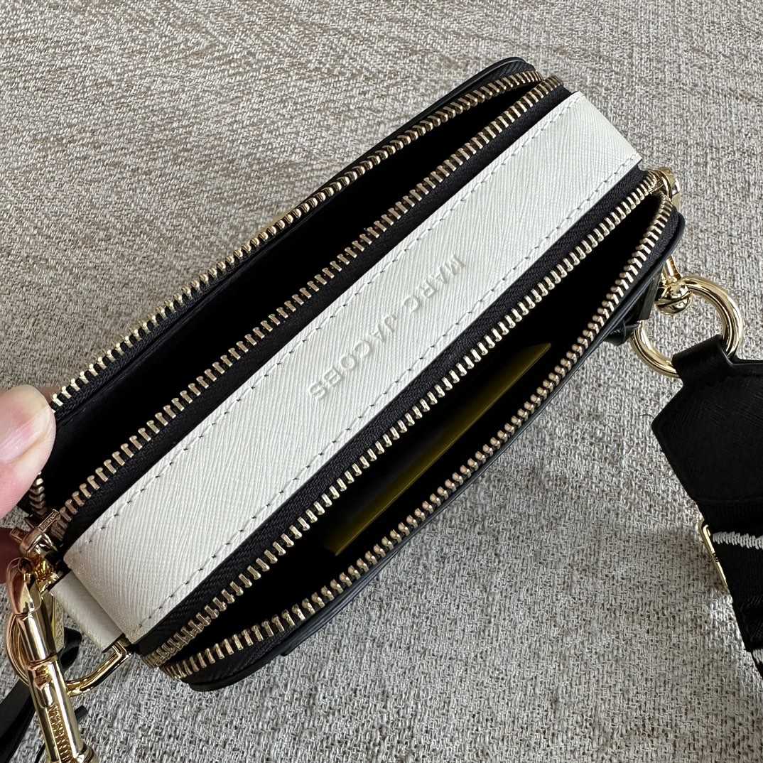 Marc Jacobs Snapshot Small Camera Bag (18/11/6cm) - PerfectKickZ