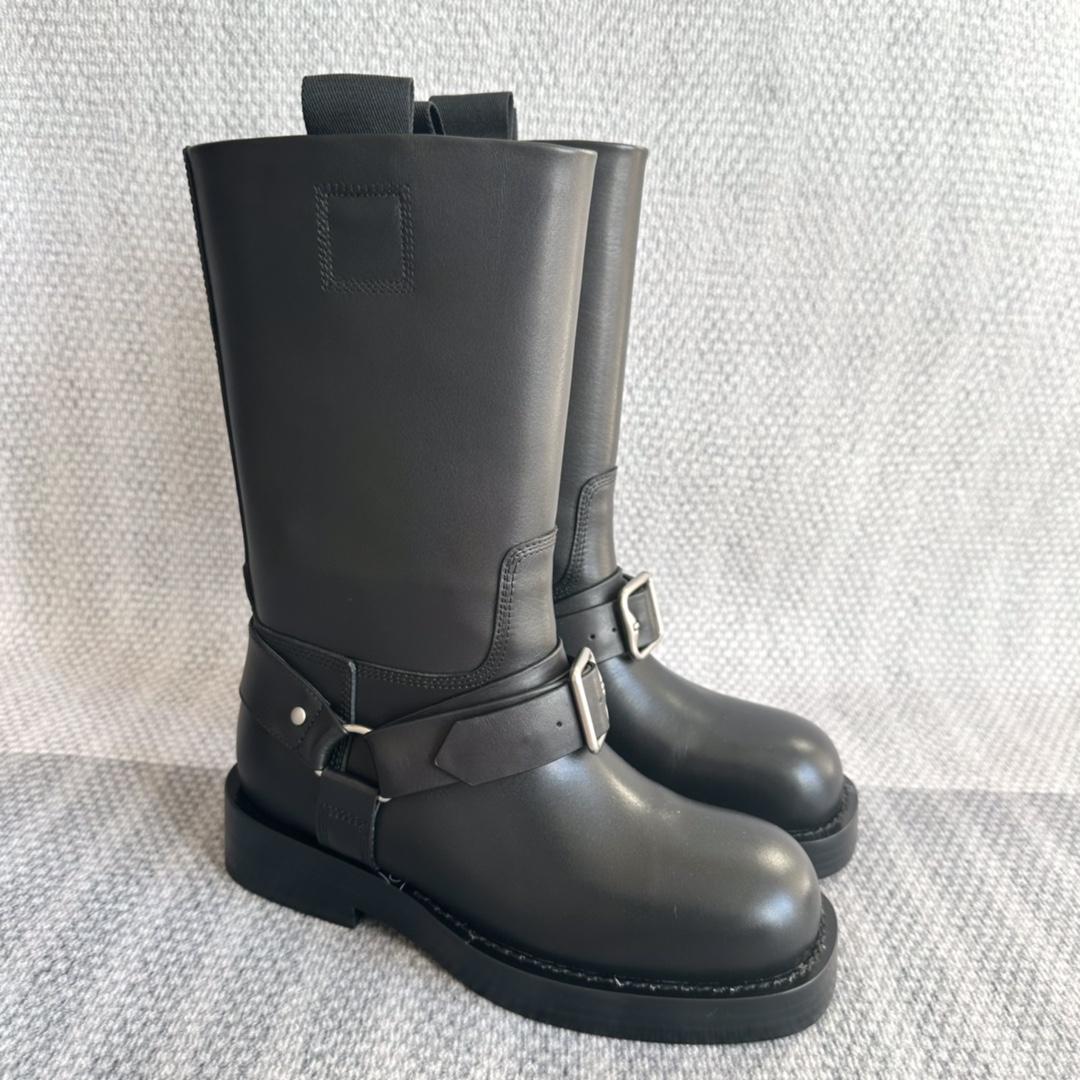 Burberry Leather Saddle Low Boots - PerfectKickZ