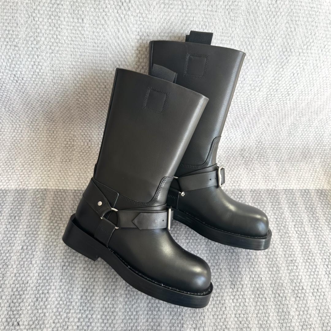 Burberry Leather Saddle Low Boots - PerfectKickZ