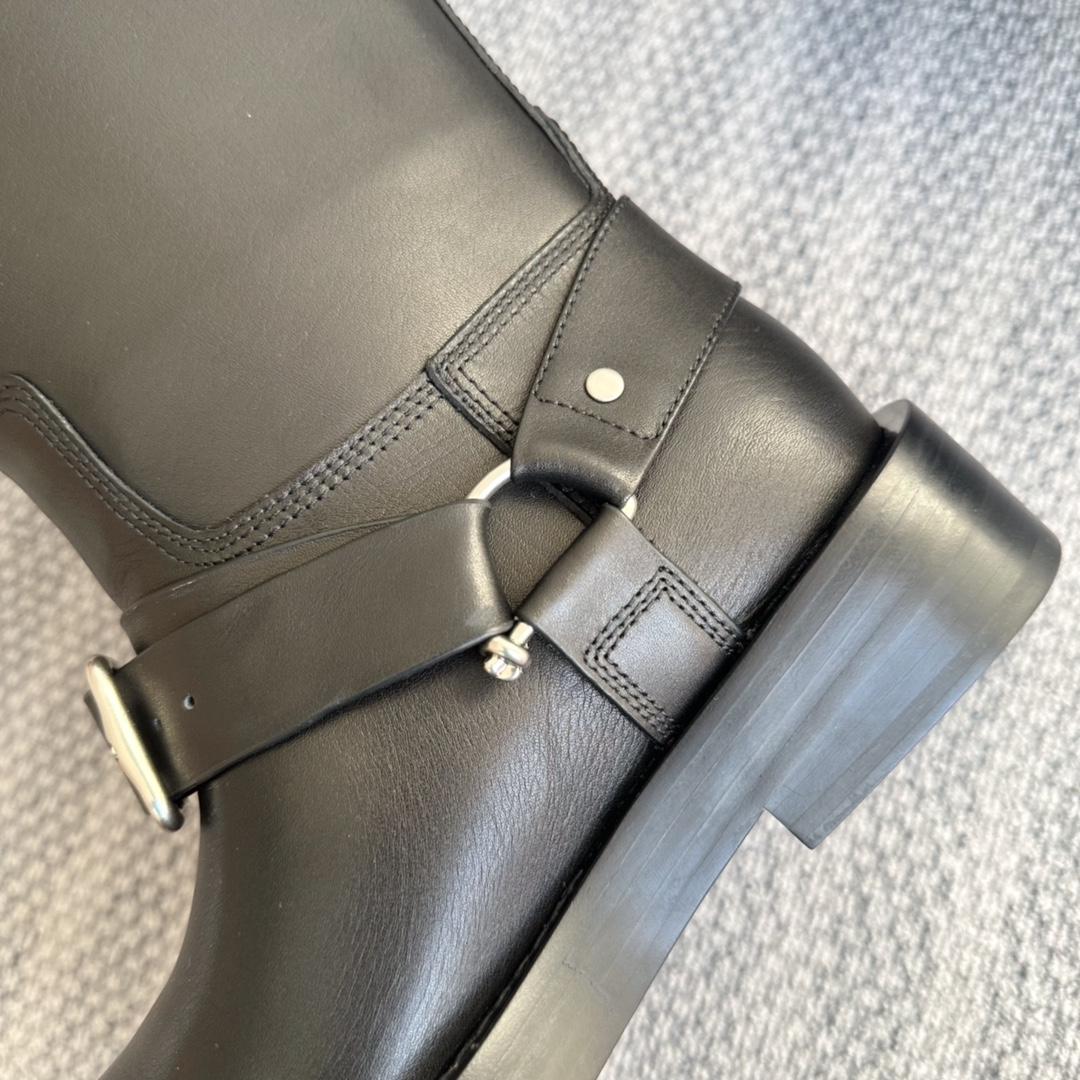 Burberry Leather Saddle Low Boots - PerfectKickZ
