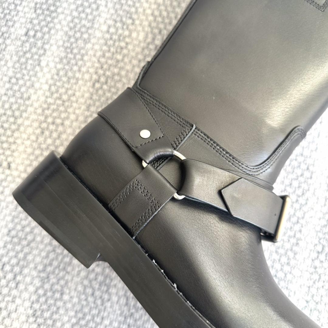 Burberry Leather Saddle Low Boots - PerfectKickZ