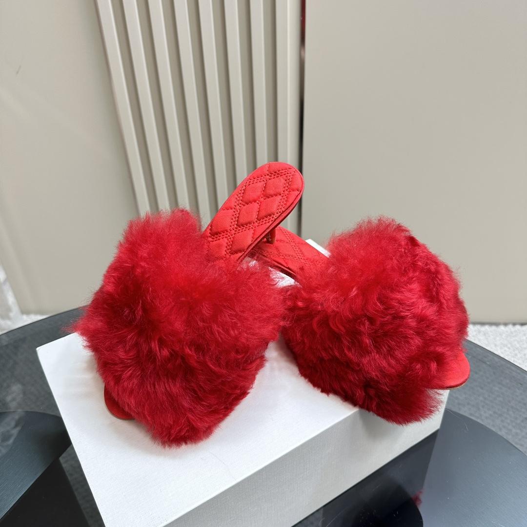 Burberry Shearling Minnie Mules - 