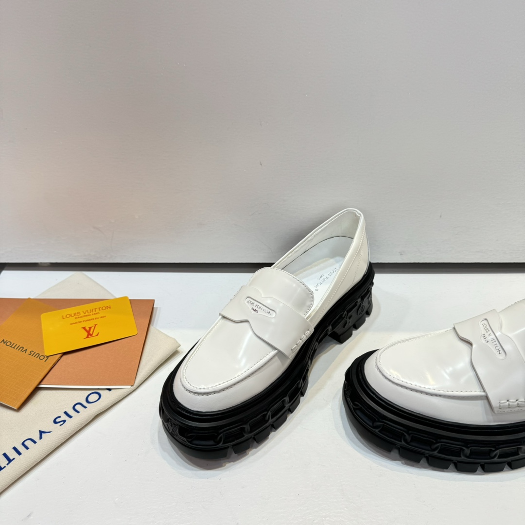 Louis Vuitton LV Record Loafer - PerfectKickZ