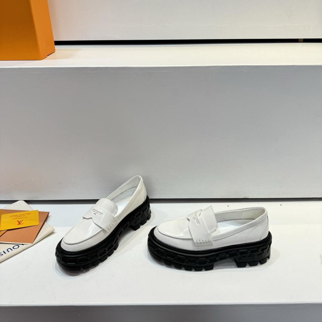Louis Vuitton LV Record Loafer - PerfectKickZ