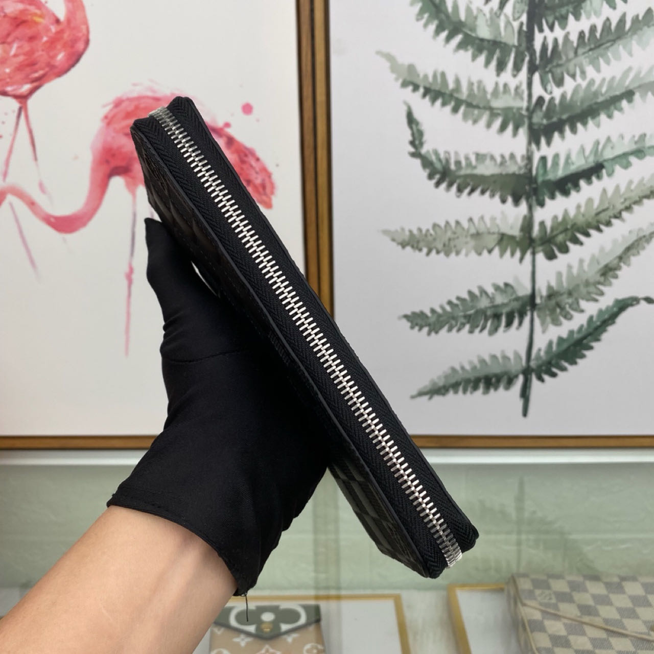 Louis Vuitton Zippy Vertical - PerfectKickZ