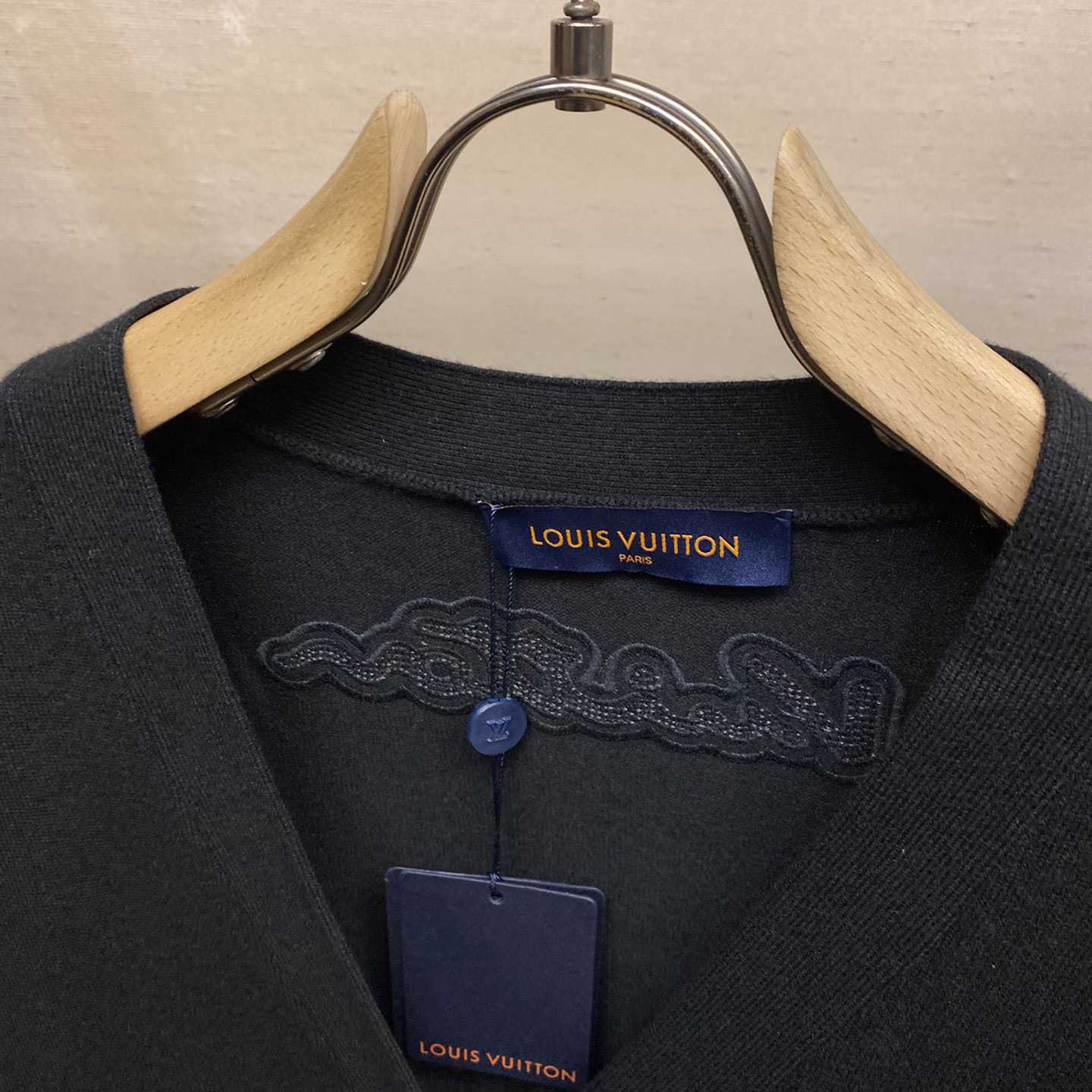 Louis Vuitton Cardigan - PerfectKickZ