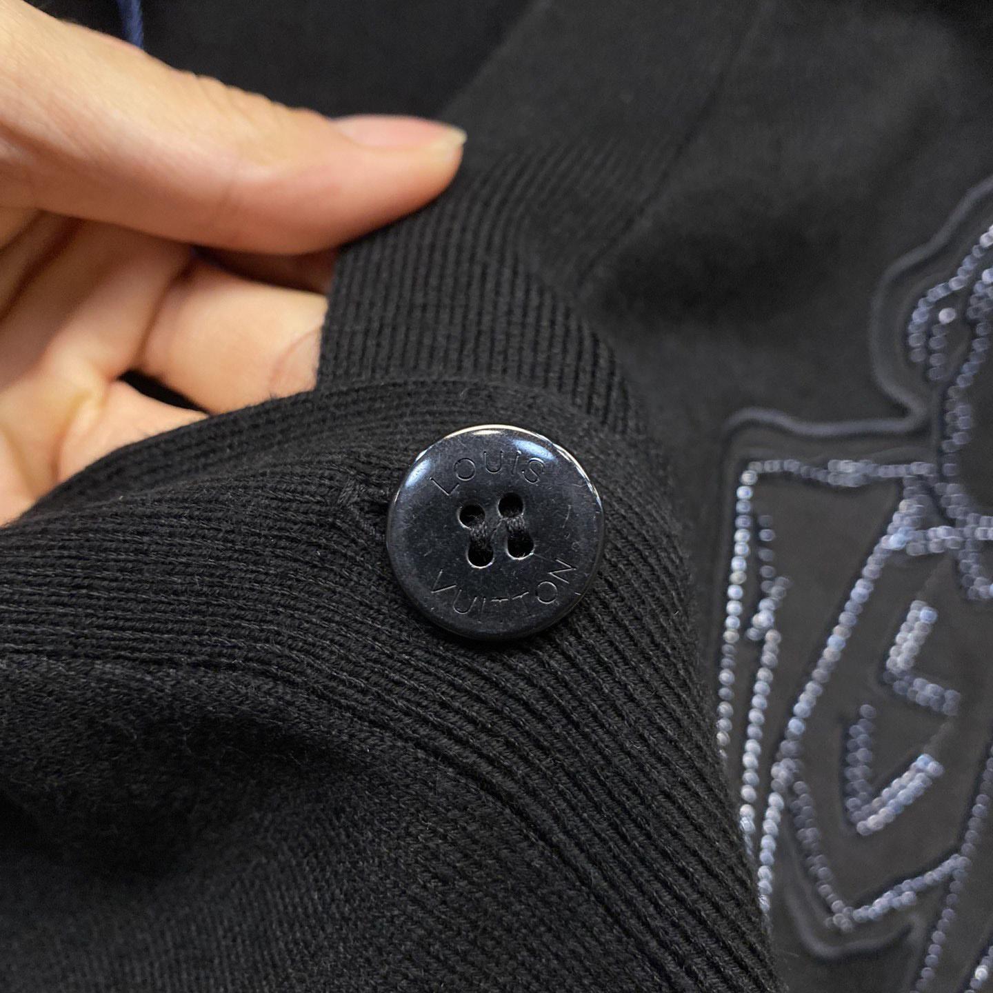 Louis Vuitton Cardigan - PerfectKickZ
