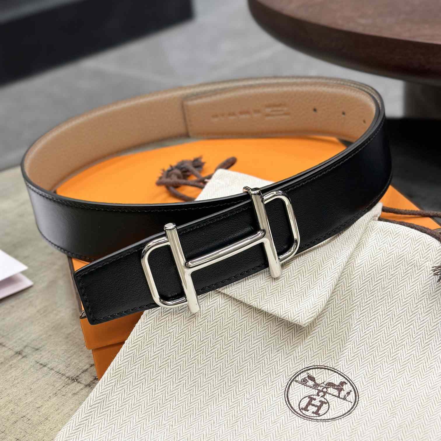 Hermes Royal Belt Buckle & Reversible Leather Strap 38 mm - PerfectKickZ