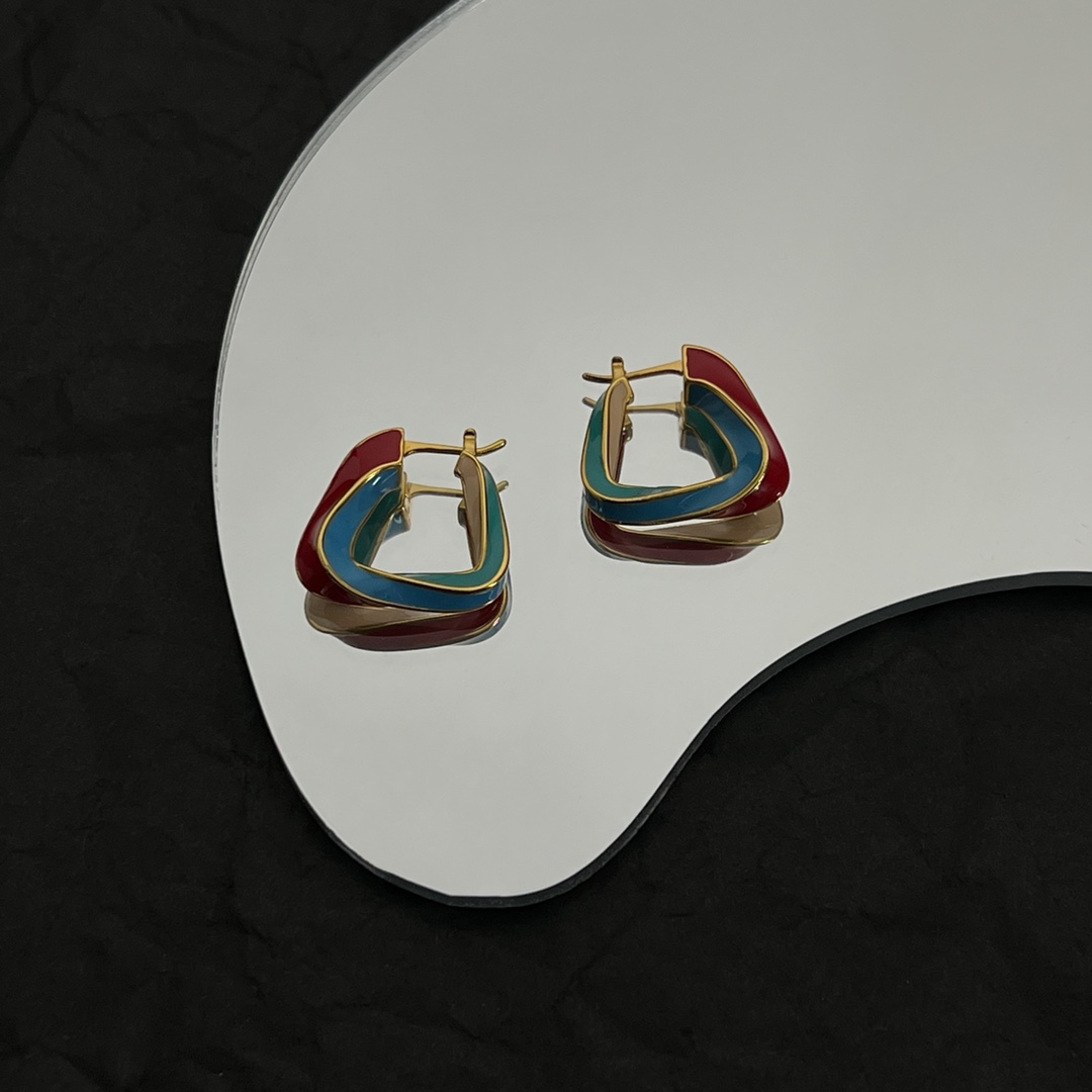 Bottega Veneta Twist Triangle Hoop Earrings - PerfectKickZ