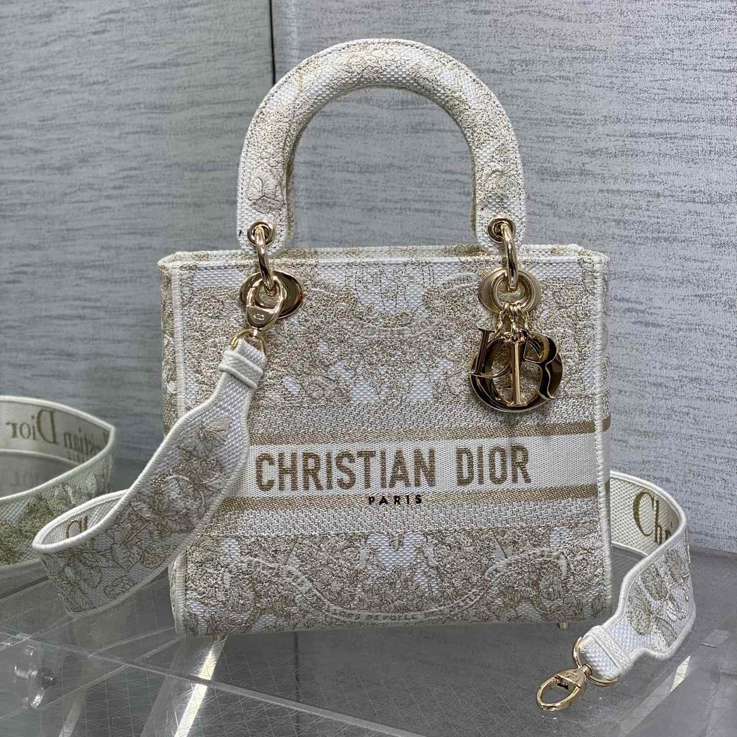 Dior Medium Lady D-lite Bag - PerfectKickZ