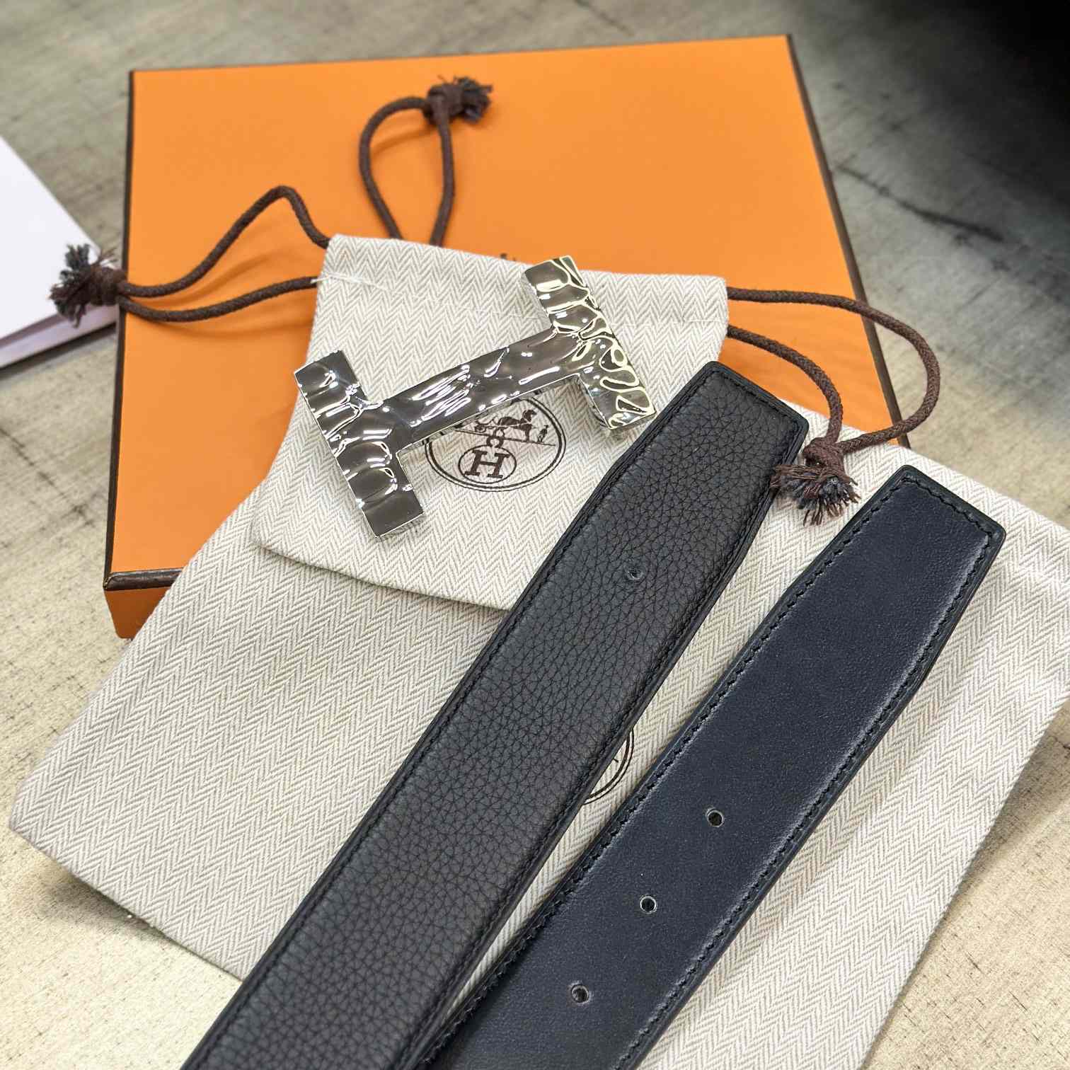 Hermes Quizz H2O Belt buckle & Reversible Leather Strap 38 mm - PerfectKickZ
