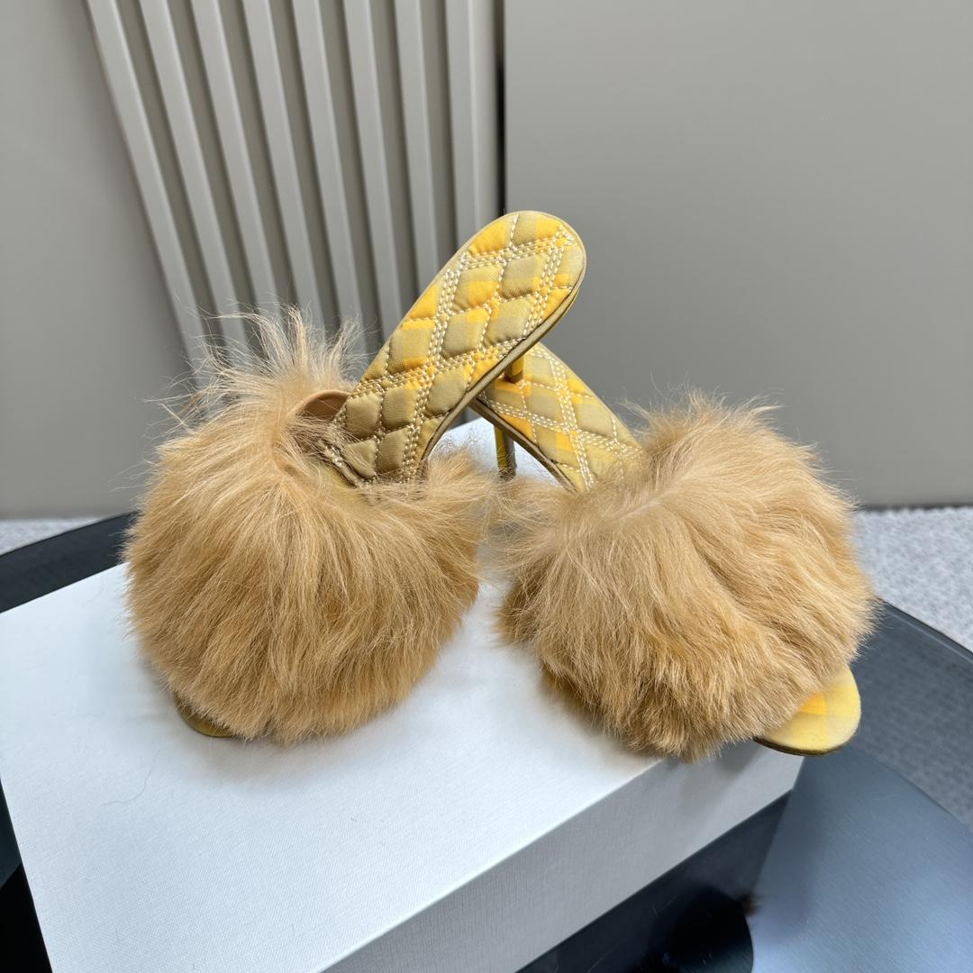 Burberry Shearling Minnie Mules - PerfectKickZ