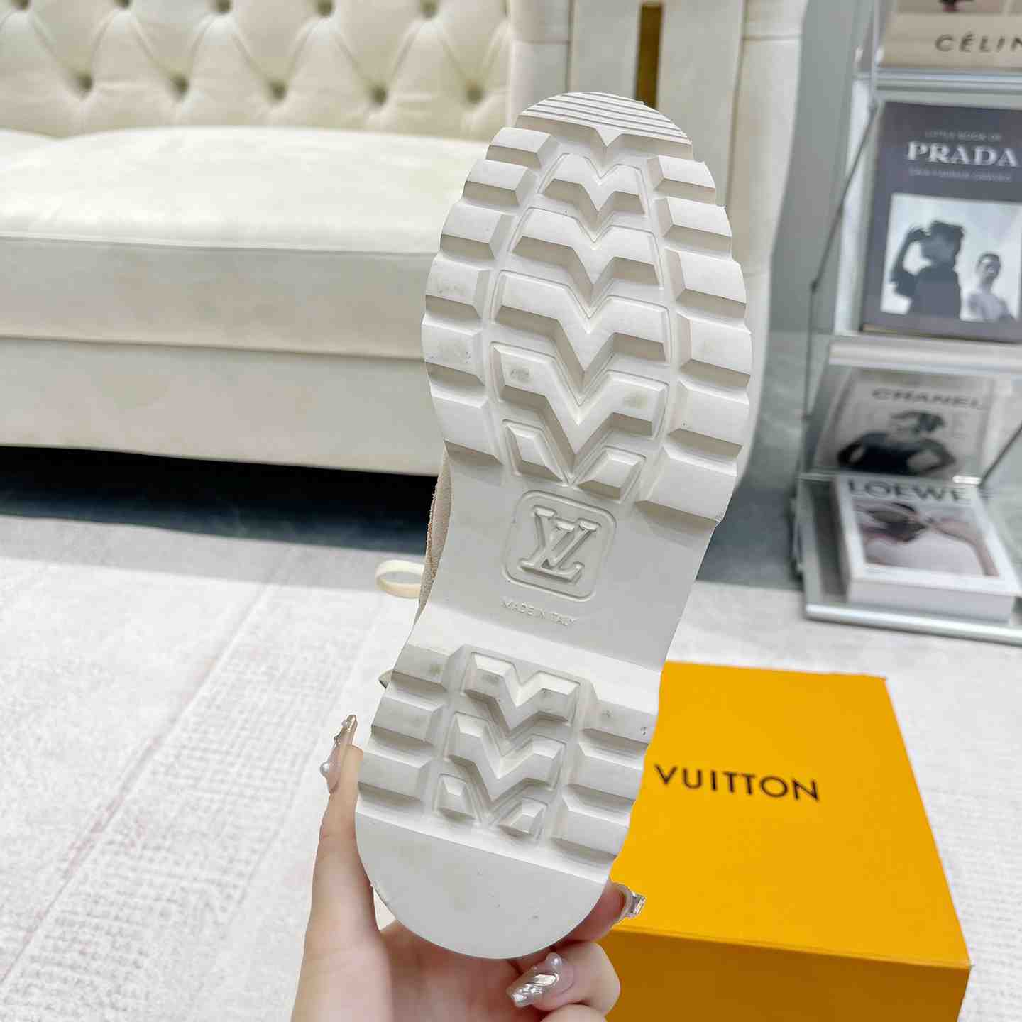 Louis Vuitton Territory Flat Ranger - PerfectKickZ