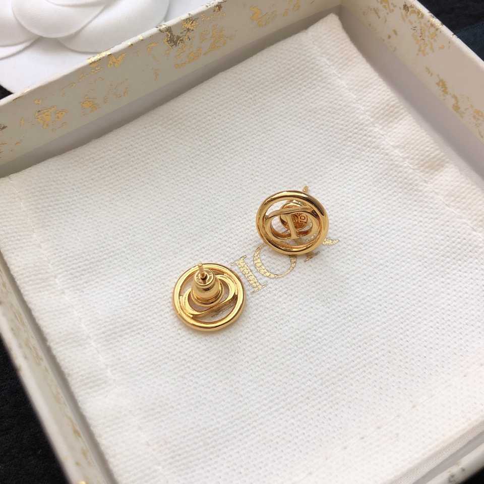 Dior 30 Montaigne Stud Earrings - PerfectKickZ