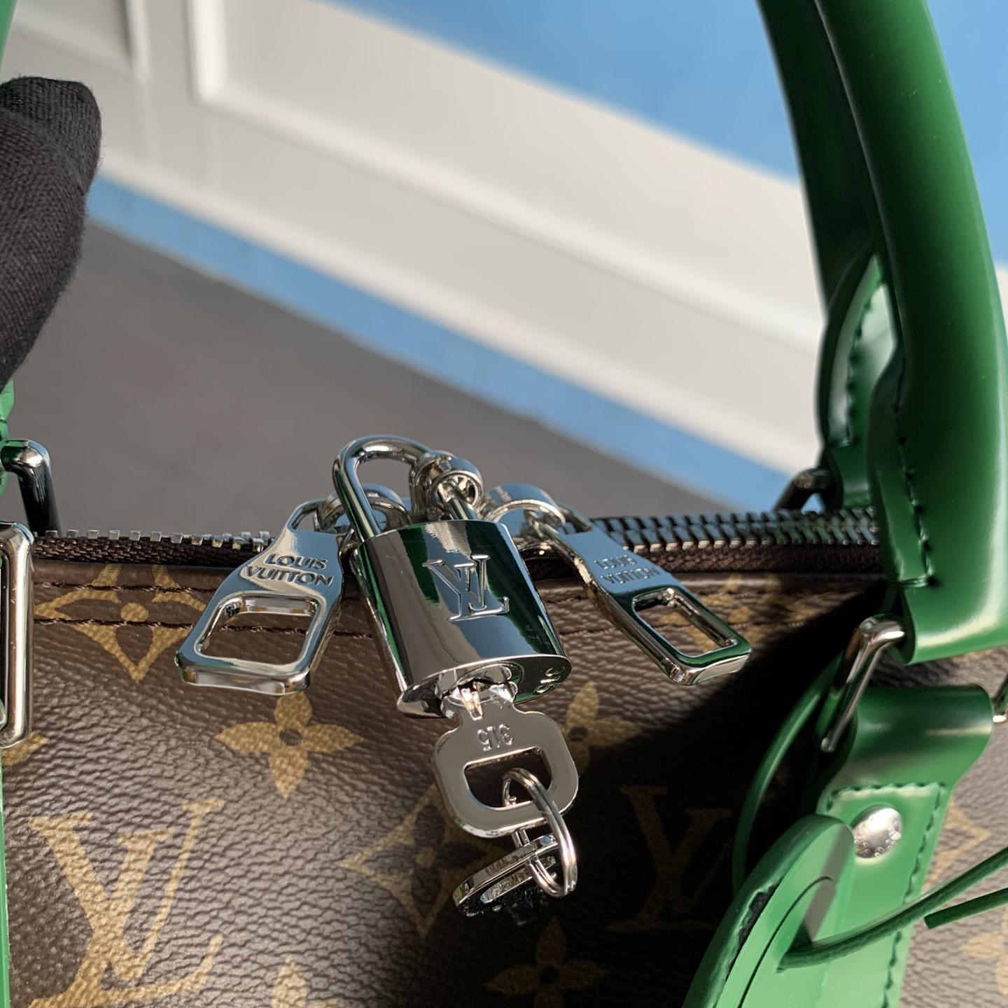 Louis Vuitton Keepall Bandoulière 50     M46774 - PerfectKickZ