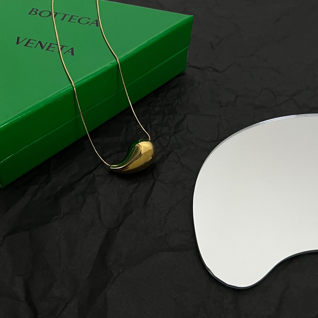 Bottega Veneta Drop Pendant Necklace - PerfectKickZ