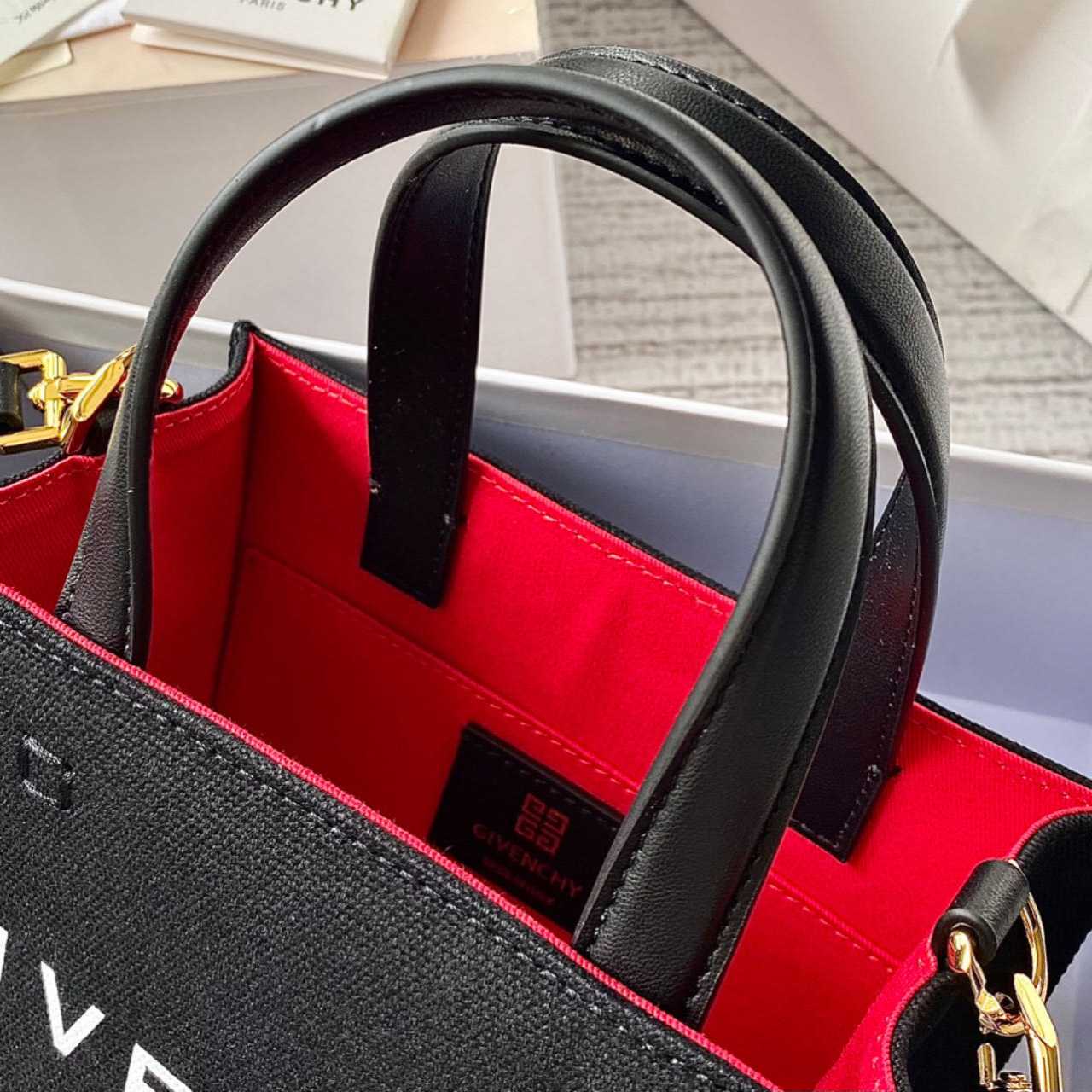 Givenchy G-tote Mini Bag (19-8-16cm) - PerfectKickZ