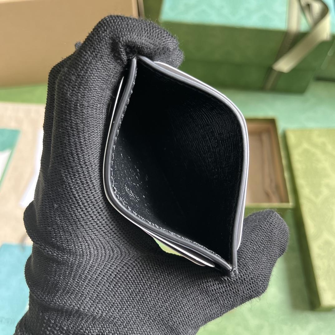 Gucci Card Case With Gucci Script - 