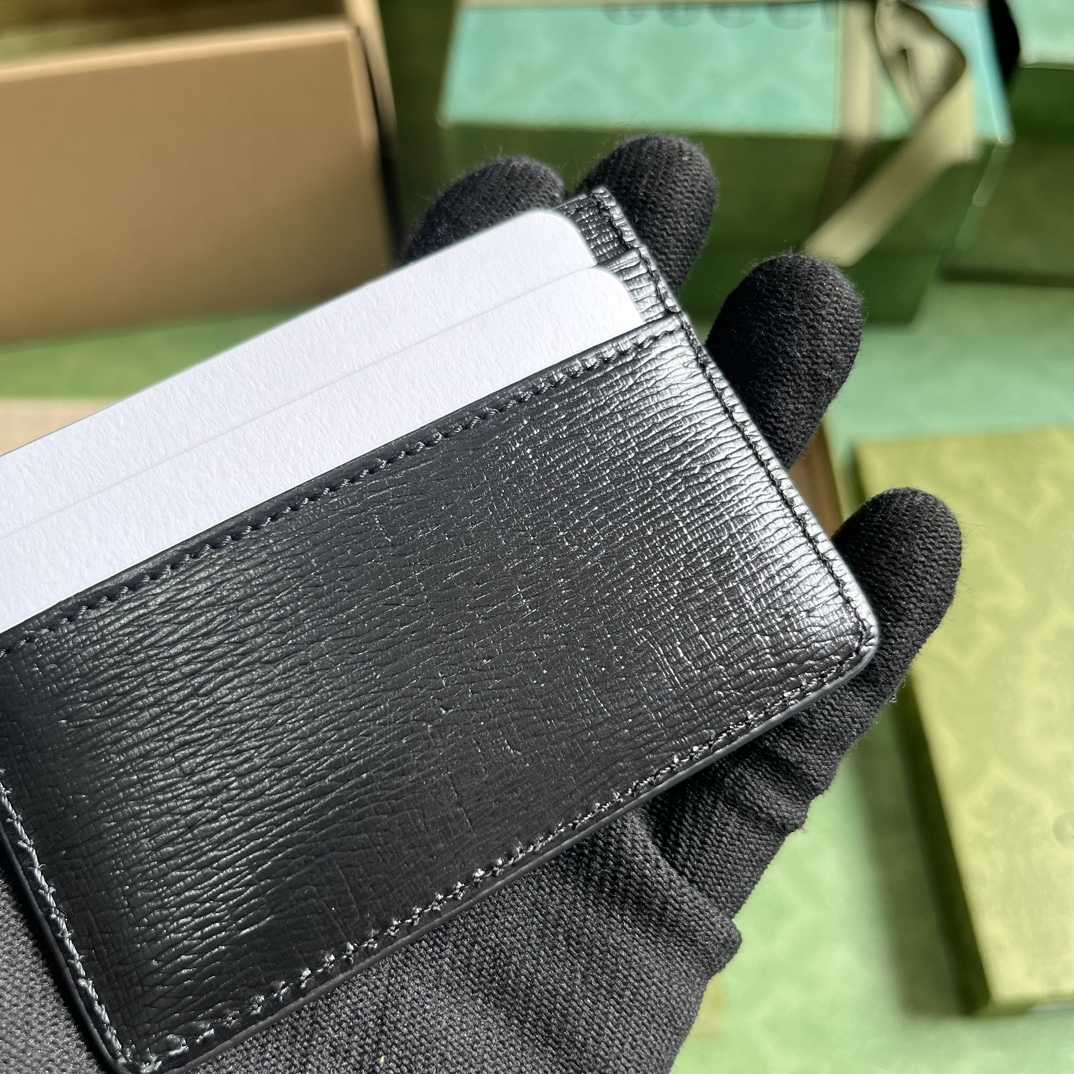 Gucci Card Case With Gucci Script - 