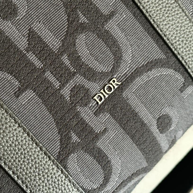 Dior Weekender 40 Bag - PerfectKickZ