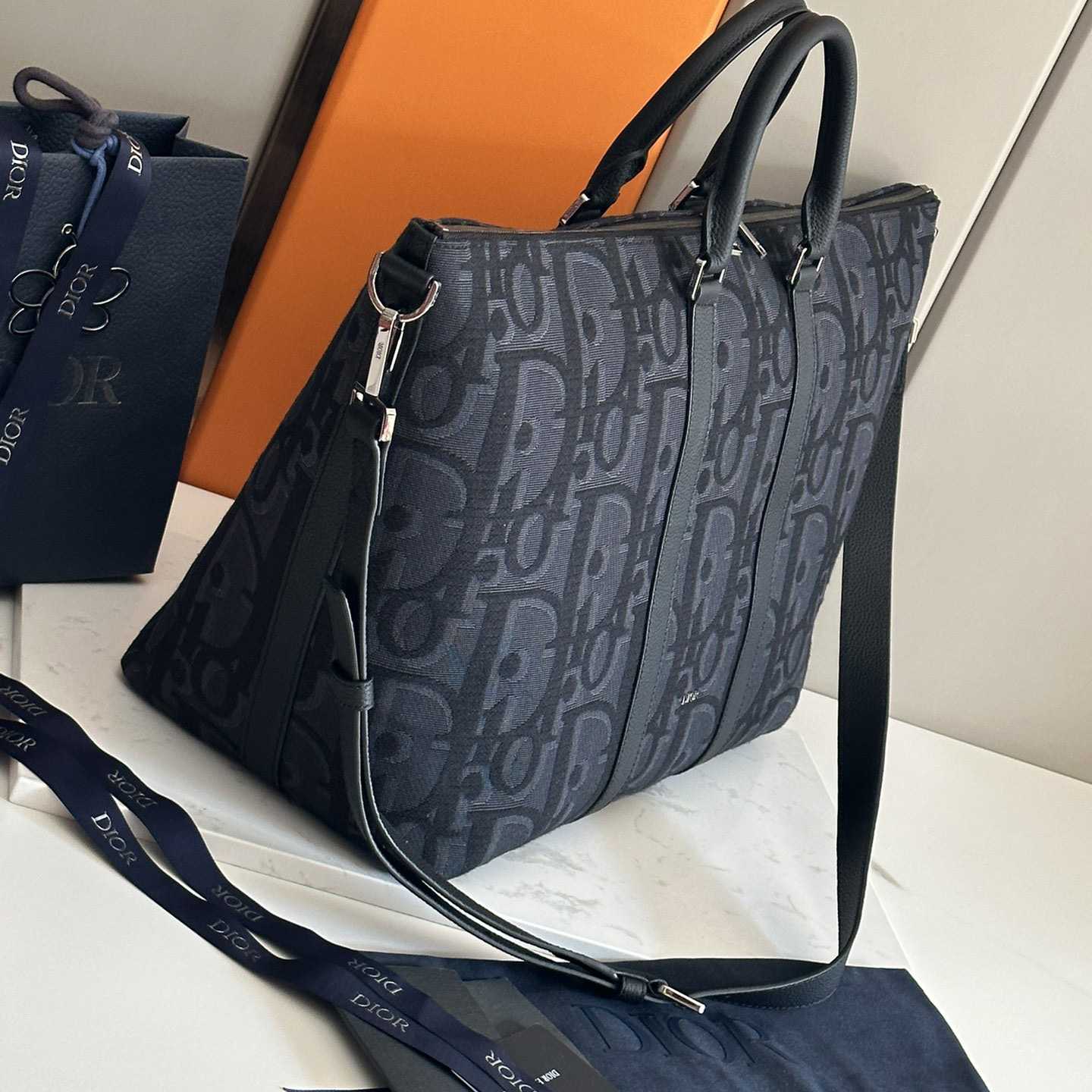 Dior Weekender 40 Bag - PerfectKickZ
