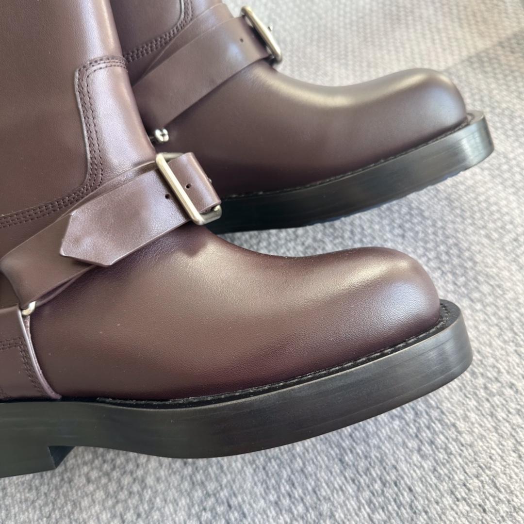 Burberry Leather Saddle Low Boots - PerfectKickZ