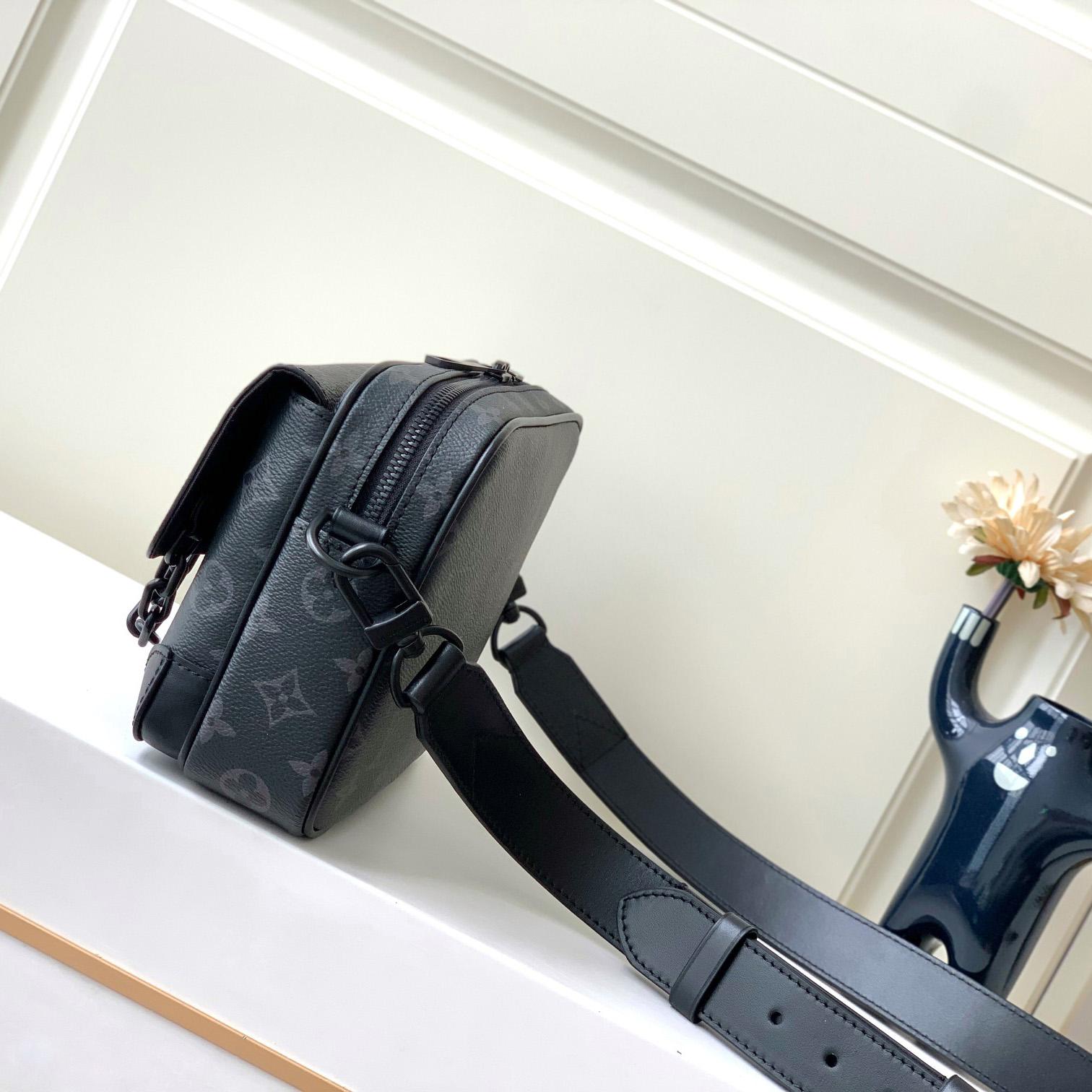 Louis Vuitton Steamer Messenger   M46795 - 
