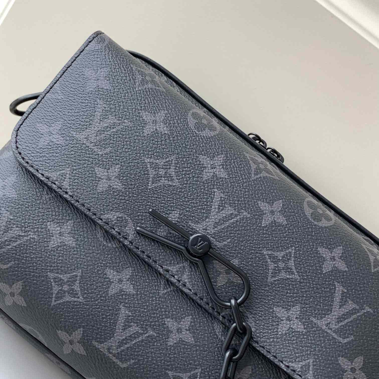 Louis Vuitton Steamer Messenger   M46795 - 