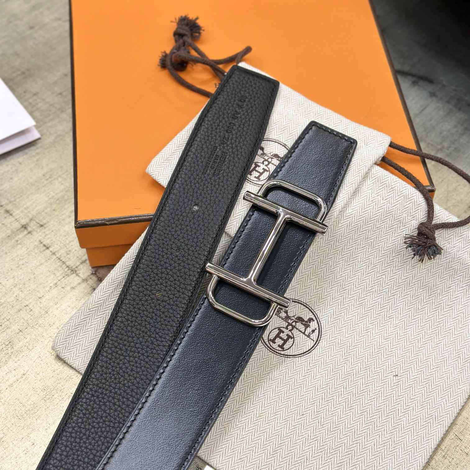 Hermes Royal Belt Buckle & Reversible Leather Strap 38 mm - PerfectKickZ