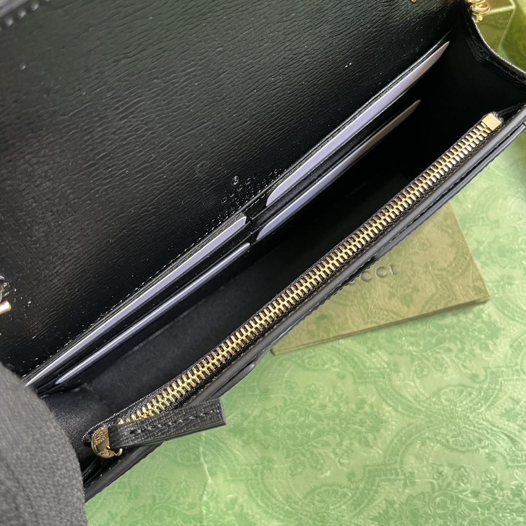 Gucci Chain Wallet With Gucci Script (12.5x 20x 4cm) - PerfectKickZ