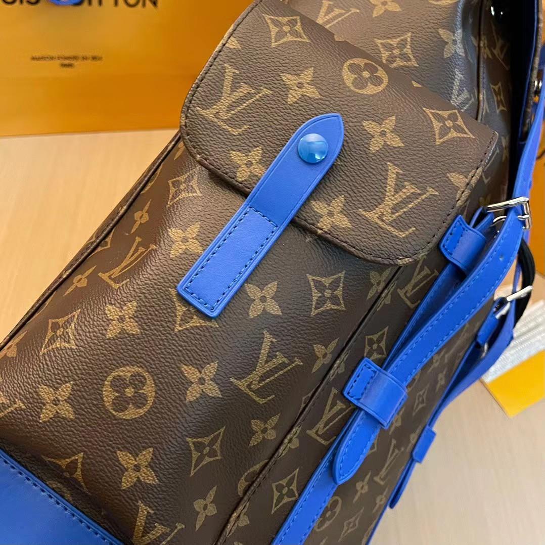 Louis Vuitton Christopher MM    M46813 - PerfectKickZ