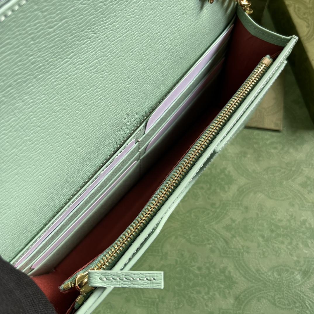 Gucci Chain Wallet With Gucci Script (12.5x 20x 4cm) - PerfectKickZ