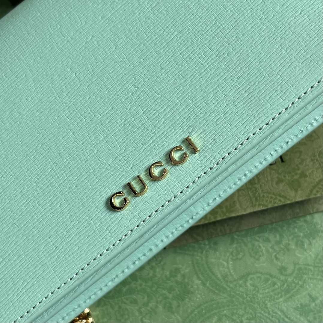 Gucci Chain Wallet With Gucci Script (12.5x 20x 4cm) - PerfectKickZ